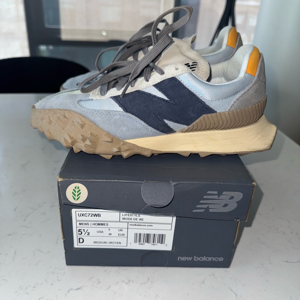 Women’s 7 (5.5 men) New Balance XC-72